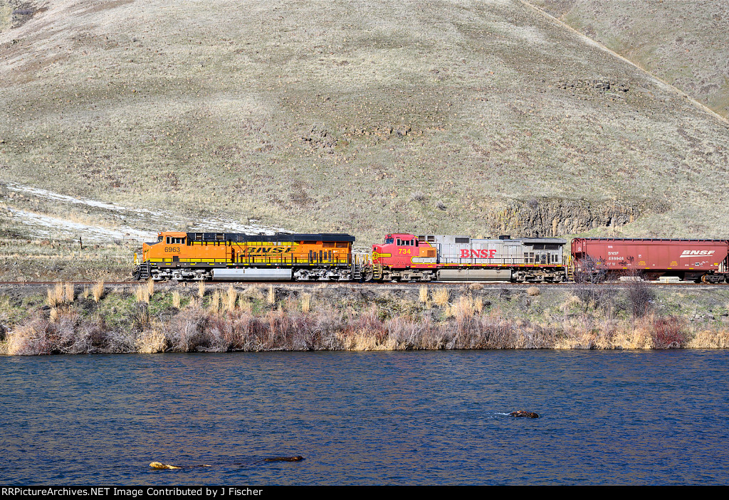 BNSF 6963